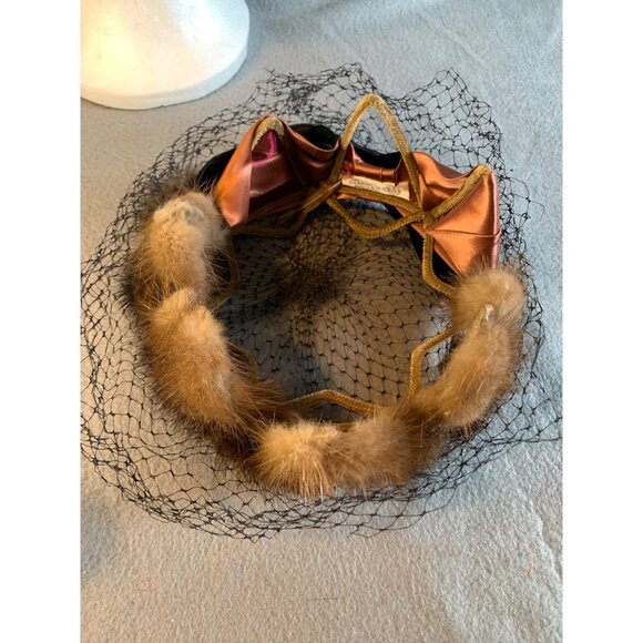 Ladies Black and Mauve Satin Fur and Netting Hat Union Made Vintage - Picture 8 of 10
